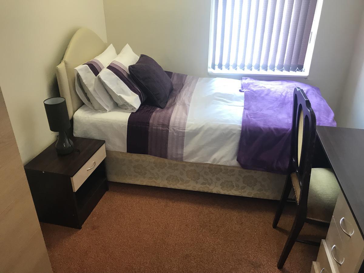 Adelaide House Apartment Luton  Ngoại thất bức ảnh