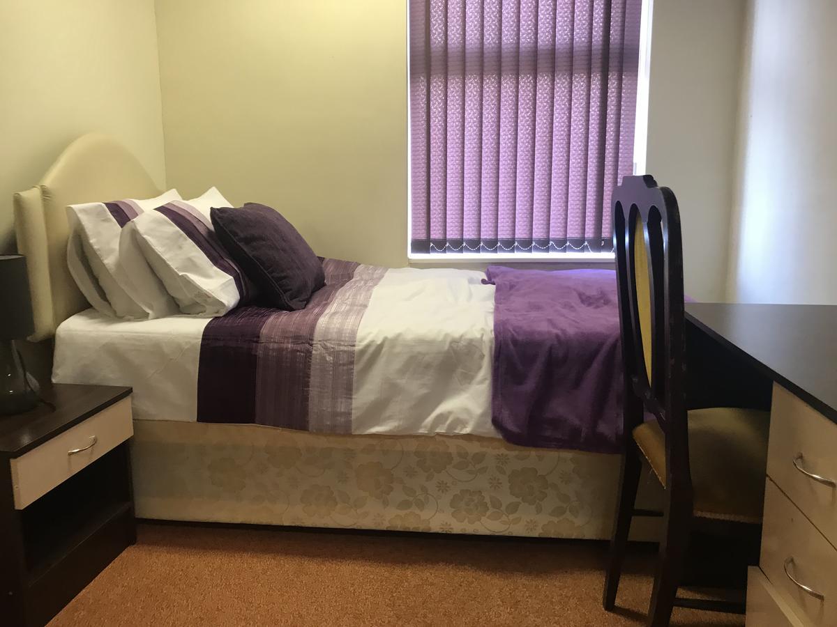 Adelaide House Apartment Luton  Ngoại thất bức ảnh
