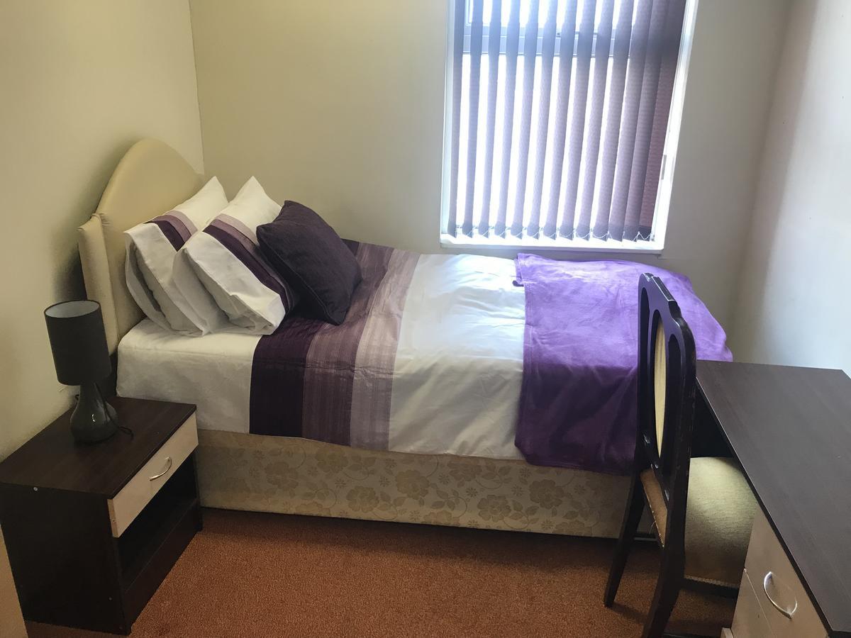 Adelaide House Apartment Luton  Ngoại thất bức ảnh