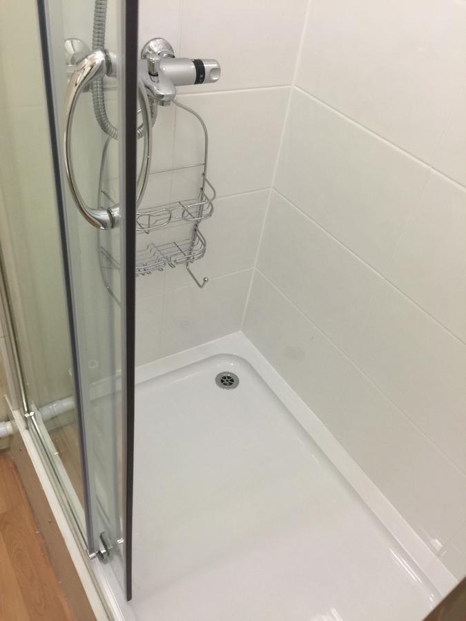 Adelaide House Apartment Luton  Ngoại thất bức ảnh