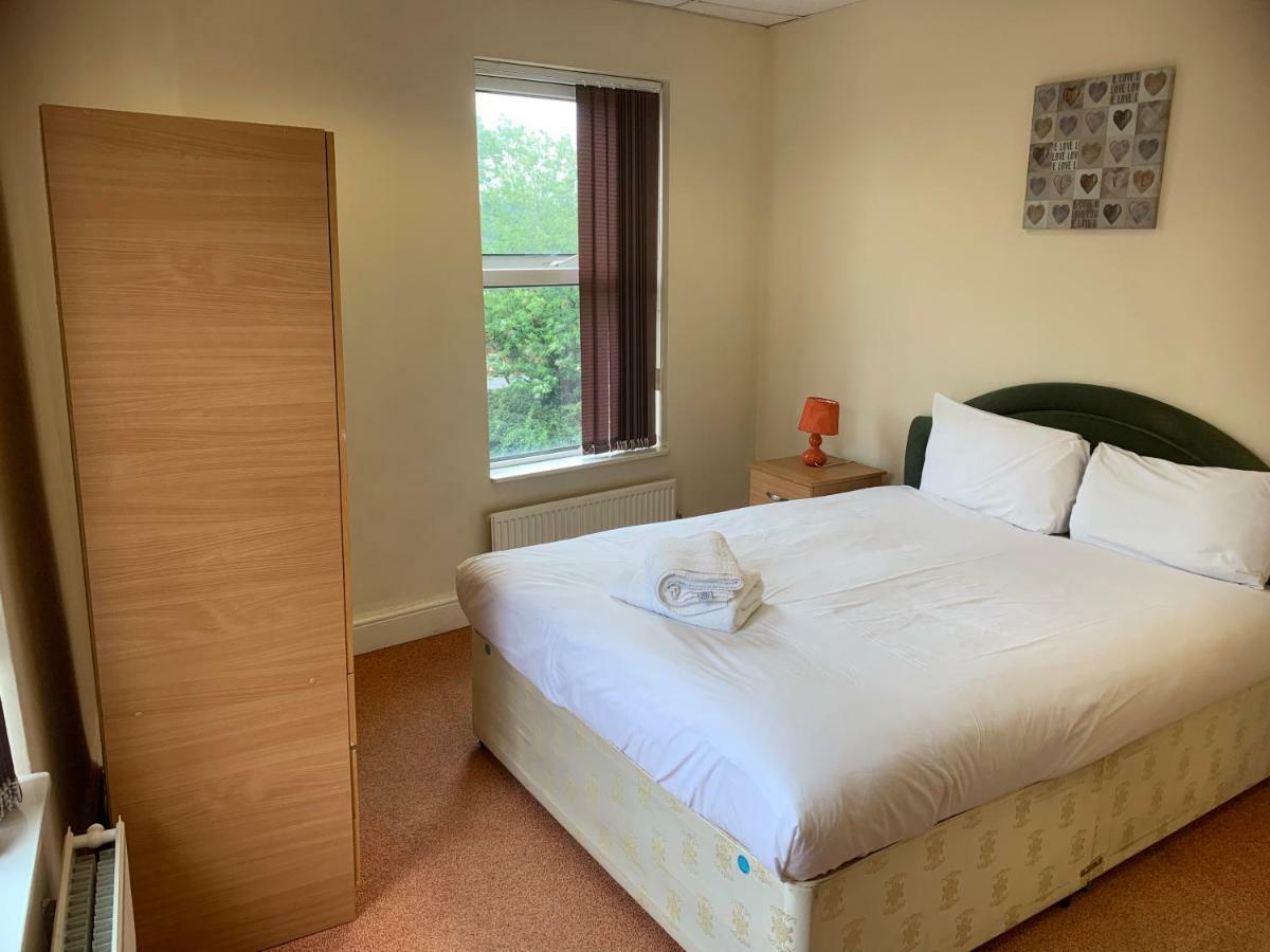 Adelaide House Apartment Luton  Ngoại thất bức ảnh