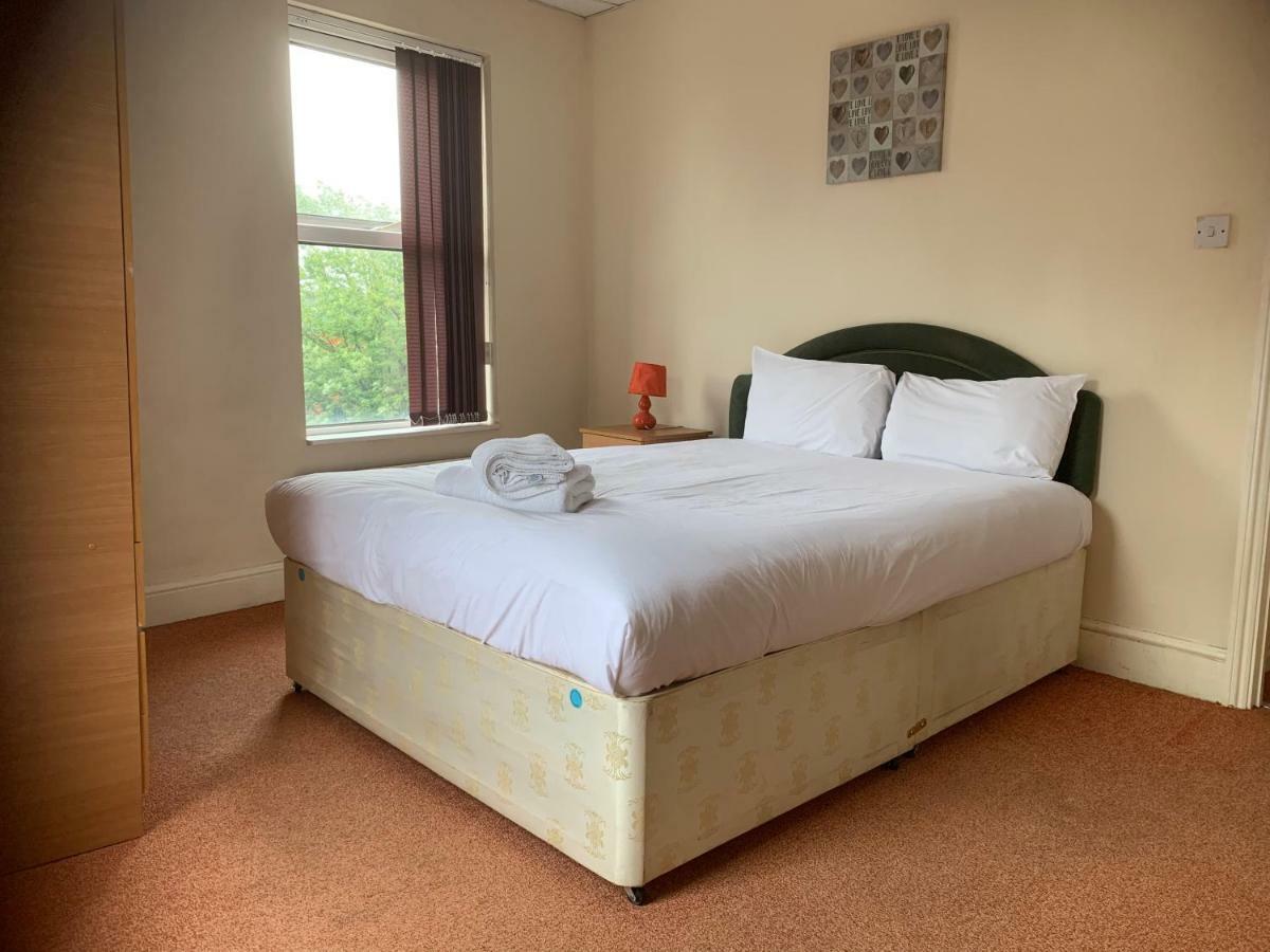 Adelaide House Apartment Luton  Ngoại thất bức ảnh