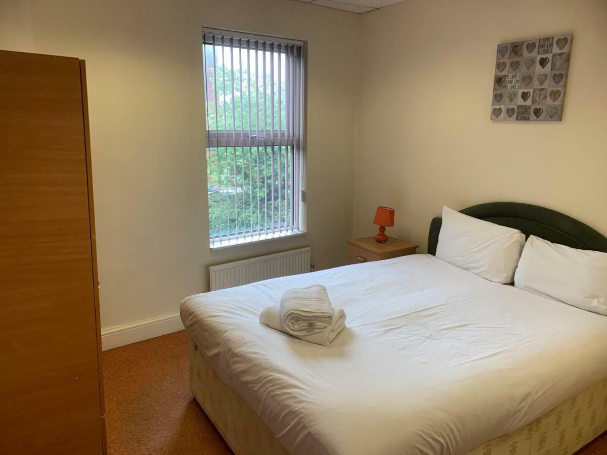Adelaide House Apartment Luton  Ngoại thất bức ảnh